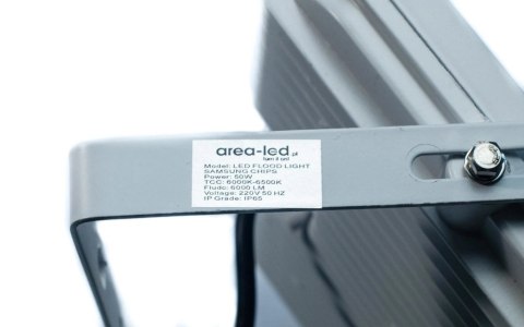 Naświetlacz halogen LED 50W 6000K 6000lm kąt świecenia 130° Naświetlacz halogen LED 50W 6000K 6000lm kąt świecenia 130°